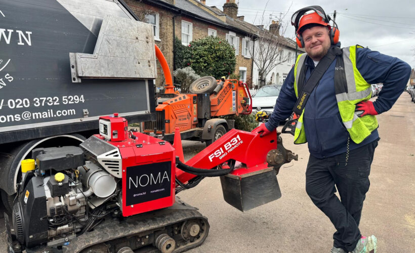 Liam Simpson, Noma Ltd. With his FSI B31-980 Remote